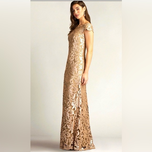 Tadashi Shoji Dresses & Skirts - Tadashi Shoji gold prom or wedding dress